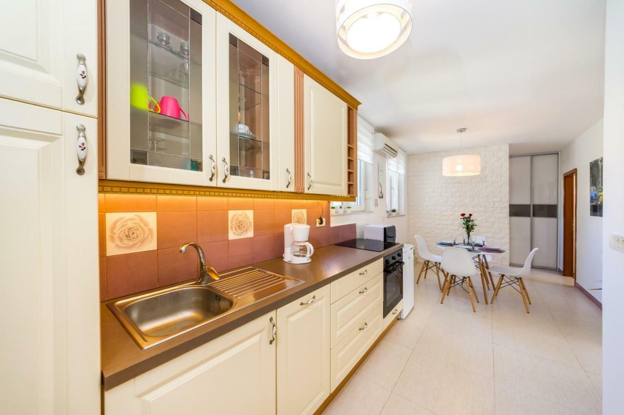 Apartman Lara Zadar Bagian luar foto